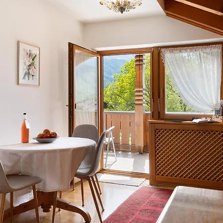 Mayr Fuenf Apartment *